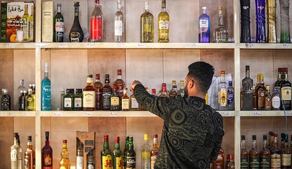 مشروبات الکی در عراق ممنوع اعلام شده است